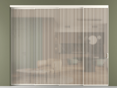 Алюминевая перегородка vn4_06_ Алюминий пудровый белый Сатинированное оранжевое стекло, триплекс, 6мм. Цвет Алюминий пудровый белый. Материал Алюминий в эмали. Коллекция Перегородка Formato внутри проёма телескопик синхро 3. Картинка.