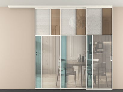 Алюминевая перегородка vdt3_4 Алюминий пудровый белый Четыре стекла. Цвет Алюминий пудровый белый. Материал Алюминий в эмали. Коллекция Перегородка Mosaic вдоль стены телескопик синхро 3. Картинка.